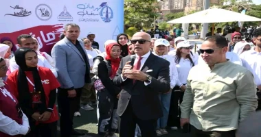 كتب - محمود الهندي شهد ا.د محمد ضياء زين العابدين ر ئيس جامعة عين شمس فعاليات اليوم الرياضي الذي نظمه قطاع التعليم والطلاب -ادارة النشاط الرياضي