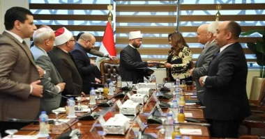 وزيرا الأوقاف والتنمية المحلية يوقعان بروتوكول تعاون مشترك لتطبيق أحكام قانون التصالح في بعض مخالفات البناء وتقنين أوضاعها كتبمحمود شتا وزير الأوقاف