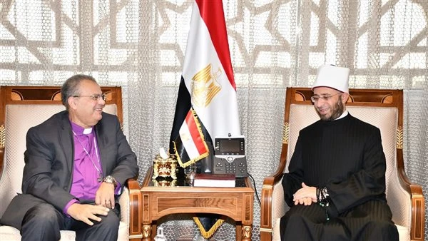 وزير الأوقاف يستقبل رئيس الطائفة الإنجيلية بمصر ووفدا من مجلس كنائس جنوب إفريقيا لدعم السلام في الشرق الأوسط الإثنين 30سبتمبر2024 - 09:26 ماستقبل الدكتور أسامة الأزهري، وزير الأوقا