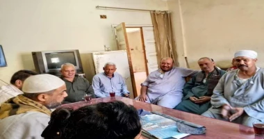 اسيوط سيد زعزوع محافظ أسيوط : تنظيم 16 ندوة تثقيفية وتوعوية للشباب بالقرى للحفاظ على كيان الأسرة المصرية أكد اللواء محافظ أسيوط : تنظيم 16 ندوة