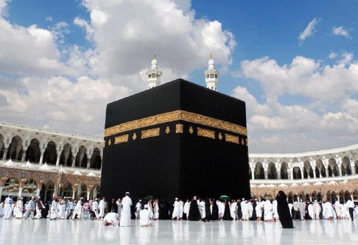 سياحة النواب تصدر 6 توصيات عاجلة بشأن موسم العمرة عقدت لجنة السياحة بمجلس النواب برئاسة النائبة نورا علي اجتماعا لبحث الضوابط والقواعد والإجراءات الجديدة المنظمة لرحلات العمرة خلال