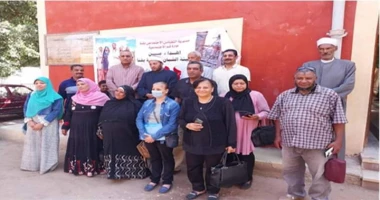 قنا ممدوح السنبسى نائب محافظ قنا يتابع تنفيذ أنشطة مبادرة بداية جديدة لبناء الإنسان بقرية دندره تابع الدكتور حازم عمر نائب محافظ قنا، جهود الأجهزة