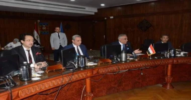 محافظ الغربية يشهد الاجتماع الدوري لمجلس جامعة طنطا كتبمحمود شتا مجلس جامعة طنطا يقف دقيقة حدادا على أرواح شهداء العلم بجامعة الجلالة شهد اللواء أشرف