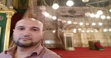 محمود سعيد برغش الدعاء من انفع الادويه وهو عدو البلاء يدفعه ويعالجه ويمنع نزوله ويرفعه او يخففه اذا نزل وهو سلاح المؤمن كما روى الحاكم في صحيحه من حديث علي ابن ابي طالب رضي الله عن