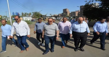 محافظ أسيوط يتفقد ترعة الملاح أمام موقف نزلة عبد اللاه ويوجه بتطهيرها ورفع المخلفات بها متابعة سيد زعزوع تفقد اللواء دكتور هشام أبو النصر محافظ أسيوط
