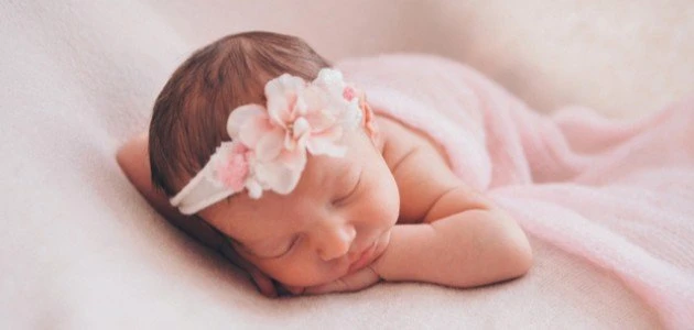 اسماء بنات راقية 2025 مجموعة مميزة من أسماء البناتيشعر الزوجين بالحيرة الشديدة في قائمة أسماء المواليد البنات، وذلك بسبب رغبتهم في انتقاء أجمل اسم