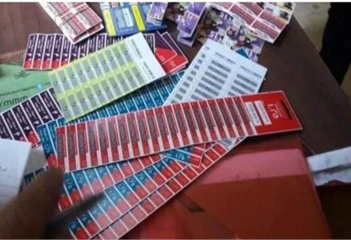 تحريك أسعار كروت الشحن وباقات الإنترنت،وي وفودافون وأورانج واتصالات صرح محمد شمروخ، رئيس الجهاز القومي لتنظيم الاتصالات، بأن الجهاز يدرس حاليا طلبات