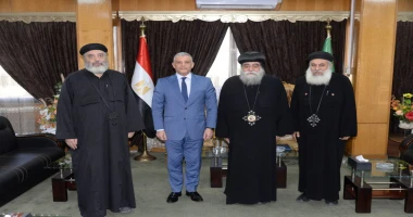 كتبت أمل عبد الرحيم استقبل اللواء طيار أ.ح أكرم محمد جلال محافظ الإسماعيلية، بمكتبه صباح اليوم الأربعاء، الأنبا سارافيم أسقف الإسماعيلية للأقباط