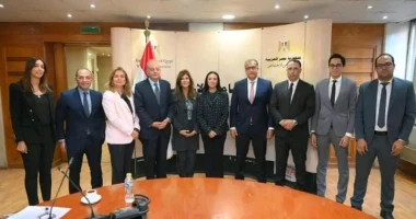 وزيرة التضامن الاجتماعي تجتمع بمجلس إدارة صندوق عطاء بتشكيله الجديد برئاسة شريف سامي متابعة صبري الحصري عقدت الدكتورة مايا مرسي وزيرة التضامن