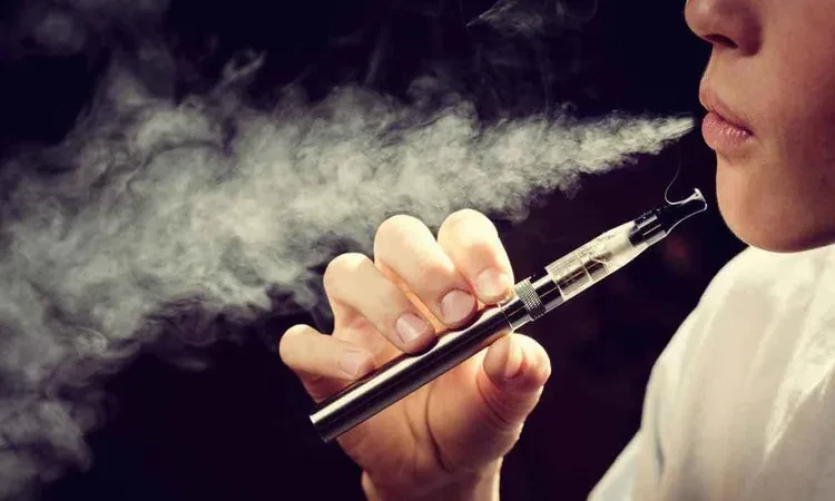 الفيب يهدد صحة القلب والأوعية الدموية.. دراسة جديدة كشفت دراسة جديدة أجرتها جامعة بنسلفانيا الأمريكية أن التدخين الإلكتروني يمكن أن يحدث تأثيرات