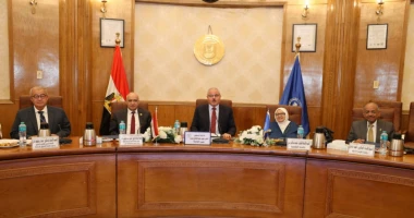 كتبت أمل عبد الرحيم عقدت جامعة قناة السويس عدد من المقابلات الشخصية للمرشحين لشغل وظيفة عميد كلية التمريض ، تنفيذا لقرار وزير التعليم العالي والبحث العلمي الأستاذ الدكتور محمد أيمن