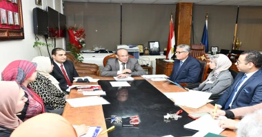 كتبت أمل عبد الرحيم أكد الدكتور ناصر مندور، رئيس جامعة قناة السويس، أن الجامعة تسعى دائما إلى توفير بيئة تعليمية متكاملة تهدف إلى دعم الطلاب على مختلف المستويات، من خلال تعزيز الإب