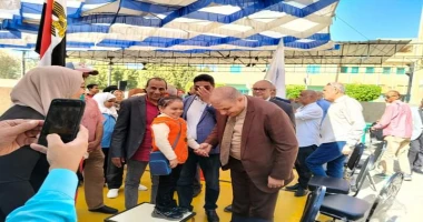 قنا ممدوح السنبسى مدير تعليم قنا يفتتح بطولة جنوب الصعيد لكرة الهدف افتتح الاستاذ هاني عنتر وكيل وزارة التربية والتعليم بقنا فاعليات بطولة إقليم جنوب