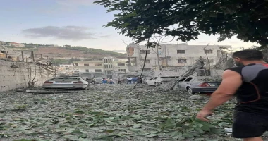 متابعة سيد زعزوع الجيش الإسرائيلي ينسف_المربعات_السكنية، ونحو 37 قرية وبلدة نسفت على طول الحدود اللبنانية الجنوبية. هناك زيادة بحدة القصف الإسرائيلي