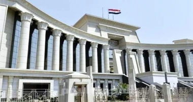 متابعة سيد زعزوع بشرة سارة لملاك العقارات القديمة وشقق السكنية لمستاجرة المحكمة الدستورية العليا تصدر حكما بعدم دستورية تثبيت الأجرة السنوية في نظام الإيجار القديم - عدم دستورية ال