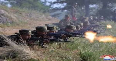 كتبأيمن بحر روسيا نشرت أكثر من 7 آلاف جندى كورى شمالى فى مناطق قريبة من الحدود مع أوكرانيا ذكرت وكالة الاستخبارات الدفاعية الأوكرانية أنه يبدو أن روسيا نشرت أكثر من 7 آلاف جندى كور