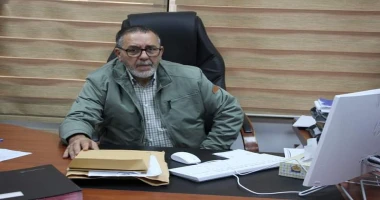 حاورته ريم العبدلي -ليبيا رئيس قسم العاملين بمستشفى بنغازي التعليمي لطب وجراحة العيون لا وجود مشاكل تعيق العمل لا يخفي على احد الدور الذي يلعبه المكاتب الإدارية والمالية فى مختلف ا