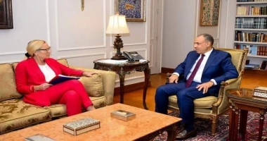 متابعة سيد زعزوع الخارجية يستقبل كبيرة منسقي الأمم المتحدة للشئون الإنسانية وإعادة الإعمار في قطاع غزة استقبل د. بدر عبد العاطي وزير الخارجية والهجرة يوم الثلاثاء ١٢ نوفمبر السيدة 