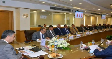 وزير التموين والتجارة الداخلية يبحث مع شركات زيوت الطعام آليات تعزيز التعاون لتأمين احتياجات السوق كتب - محمود الهندي عقد الدكتور شريف فاروق وزير