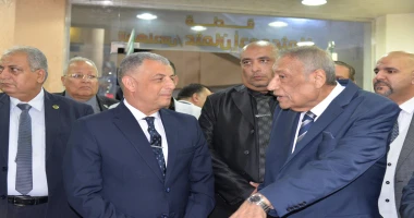 كتبت أمل عبد الرحيم شهد اللواء طيار أ.ح أكرم محمد جلال محافظ الإسماعيلية، مساء اليوم الأحد، الحفل السنوي لنقابة المهندسين الفرعية بمحافظة