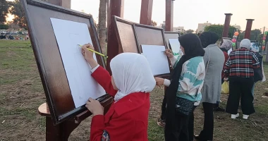 كتبت أمل عبد الرحيم تحت رعاية اللواء طيار أركان حرب أكرم محمد جلال، محافظ الإسماعيلية، استمرت مكتبة مصر العامة للأسبوع الثاني علي التوالي في تنظيم فعاليات مبادرة ابتسم أنت في الإسم