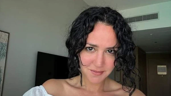 بالأبيض.. ركين سعد بإطلالة ملائكية تشعل السوشيال ميديا في أحدث ظهور لها على منصة إنستجرام، خطفت النجمة الأردنية ركين سعد الأنظار بإطلالة أنيقة وناعمة عكست جمالها الطبيعي وسحرها الخ