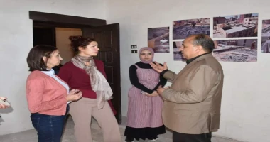 متابعه عبدالله محمد عبدالله حافظ البحيرة والقنصل الفرنسي تتفقدان معالم رشيد الأثرية والتاريخية عقب استقبالها صباح اليوم بقلعة قايتباى بمدينة رشيد،