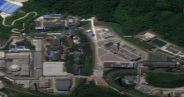 متابعة السيد معروف صورة التقطها الاقمار الصناعيه تسبت أن الصين تقوم ببناء حاملة طائرات تعمل بالطاقه النوويه ظهرت صور التقطت بالأقمار الصناعية ووثائق