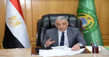 كتبت أمل عبد الرحيم عقد اللواء طيار أ.ح أكرم محمد جلال محافظ الإسماعيلية، اليوم الثلاثاء، اجتماعا لمتابعة مستجدات ملفات تقنين أراضي أملاك الدولة