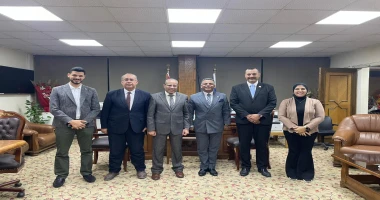 كتبت أمل عبد الرحيم أكد الدكتور ناصر مندور، رئيس جامعة قناة السويس، أن الجامعة تضع على عاتقها مسئولية تعزيز الهوية الوطنية وتنمية القدرات القيادية