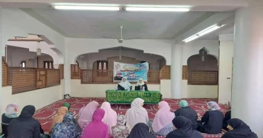 الأوقاف تطلق 8 قوافل دعوية للواعظات الجمعة بعنوان منهج الإسلام في اختيار الزوجة الصالحة الأوقاف تطلق 8 قوافل دعوية للواعظات الجمعة بعنوان منهج الإسلام في اختيار الزوجة الصالحة تستع