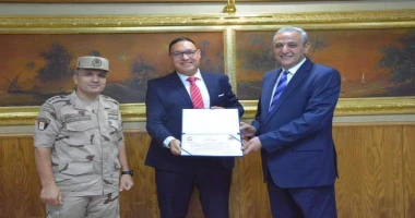 كتبمحمود شتا محافظ الغربية ي20:02:26كرم الجهات المشاركة في تدريب مجابهة الأزمات والكوارث صقر 138 كرم اللواء أشرف الجندي، محافظ الغربية، صباح اليوم ، عدد من الجهات المشاركة في تنفيذ