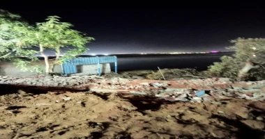 كتبت أمل عبد الرحيم تنفيذا لقرار اللواء طيار أ.ح أكرم محمد جلال محافظة الإسماعيلية بالحفاظ على أراضى أملاك الدولة ومنع التعدي عليها والحفاظ على هيبة الدولة وسيادة القانون. قامت الو