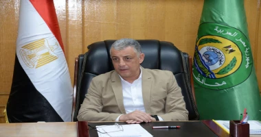 كتبت أمل عبد الرحيم وجه اللواء طيار أ.ح أكرم محمد جلال محافظ الإسماعيلية، بضرورة رفع كفاءة وصيانة معدات الحملة الميكانيكية بمركز ومدينة الإسماعيلية