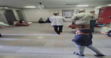 تابعه :السيد عوض العريبى من ينقذ المرافقي ، ن للمرضى بمستشفى جامعة الأزهر بأسيوط من بلطجة مايسمون بالأمن هذا بلاغ واستغاثة إلى شيخ الأزهر والى عميد كلية طب الازهر من المترددين على 