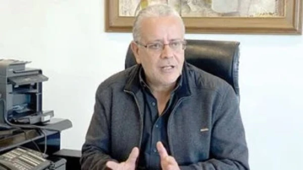 الفنون التشكيلية: 240 فنانا يشاركون في الدورة ال 35 لصالون الشباب أكد رئيس قطاع الفنون التشكيلية، وليد قانوش، اليوم الخميس، أن الدورة ال 35 لصالون الشباب هى الحدث السنوى الأبرز الذ