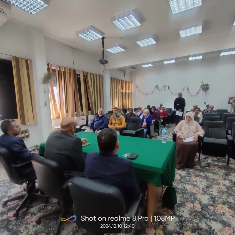 كتبت أمل عبد الرحيم في إطار حرص جامعة قناة السويس على تعزيز الوعي الصحي وترشيد استخدام الأدوية، نظمت الجامعة برنامجا تدريبيا بعنوان الاستخدام الرشيد للأدوية، بكلية العلوم ، وذلك تح