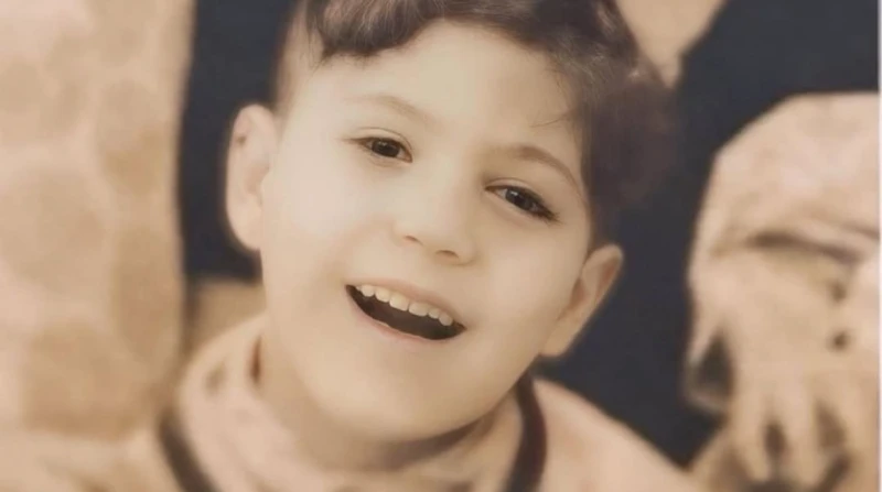 في طفولته وشبابه.. إيمي طلعت زكريا تحيي ذكرى والدها بصور نادرة أحيت الفنانة إيمي طلعت زكريا، ذكرى ميلاد والدها الفنان الراحل طلعت زكريا، على طريقتها