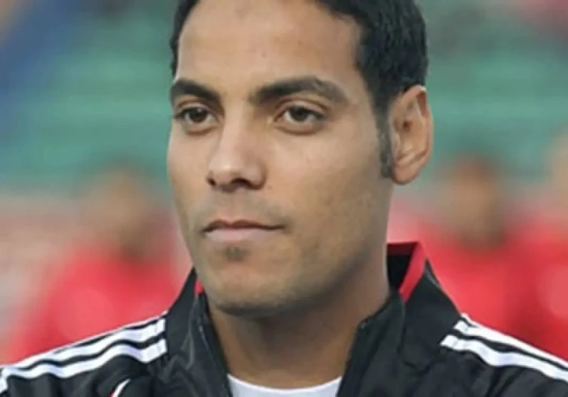 بيبو يكشف مفاجأة مدوية بشأن عمله بالأهلي كان بيجلس تهديد علني بيبو يكشف مفاجأة مدير الكرة السابق بالنادي الأهلي عن كواليس فترة عمله داخل القلعة