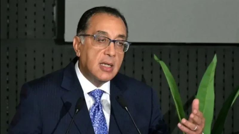 إعلامي: رئيس الوزراء يعمل بلا توقف رغم المرض.. ماعندوش رفاهية الدكتور مصطفى مدبولي كتبت -أميرة السمانعلق الإعلامي أحمد موسى على تعرض الدكتور مصطفى