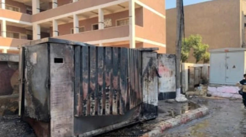 رعب في قنا.. حريق يلتهم كشك كهرباء ويهدد مدرسة ابتدائي (صور)- تمكنت قوات الحماية المدنية بقنا، اليوم، من السيطرة على حريق نشب في كشك كهرباء بجوار مدرسة خالد بن الوليد الابتدائية، ب