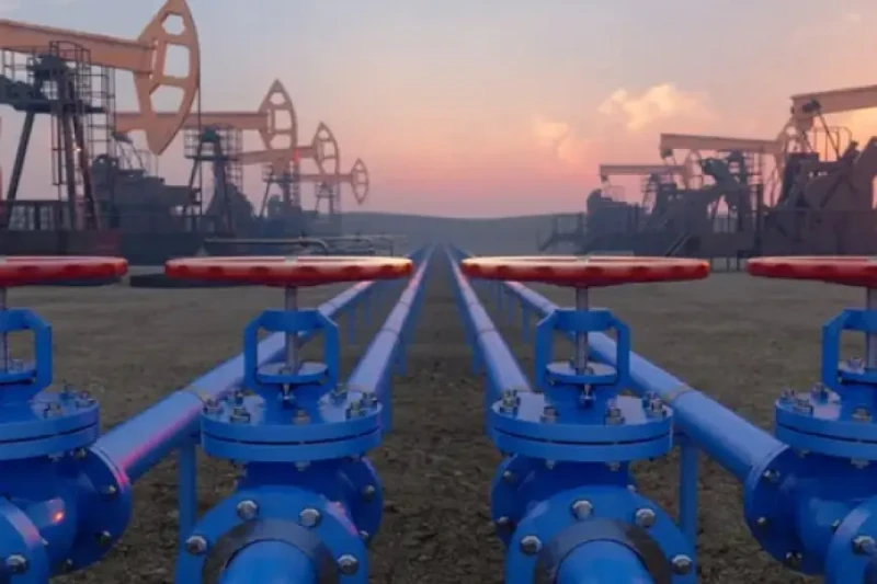 النفط يتراجع مدفوعا بمخاوف بشأن الطلب وقوة الدولار- تخفيضات أسعار النفط في التعاملات حتى يوم الجمعة منتصف الليل تغطي الطلب خلال 2025 خاصة في الصين، أكبا ما يقرب من براكين الكلاسيكي