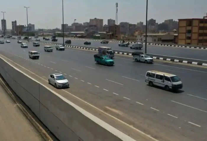 الطرق والكباري: لا صحة لغلق الدائري بسبب أعمال الأتوبيس الترددي نفت الهيئة العامة للطرق والكباري ما نشر عبر أحد المواقع الإلكترونية، بعنوان: غلق كلي للطريق الدائري لتنفيذ أعمال مشر