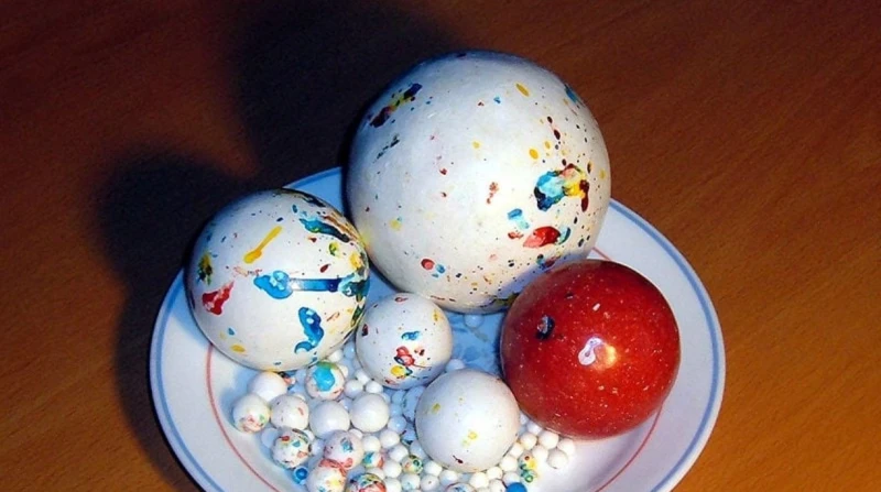 فتاة كندية تكسر فكها لهثا وراء تريند الحلوى الصلبة تعرضت شابة كندية لكسر في فكها السفلي، بعدما جربت حلوى التريند الشهيرة، حلوى جاوبريكر، أو ما تسمى بالحلوى الصلبة، في محاولات لعضها