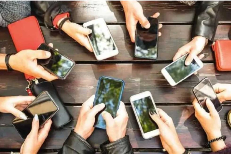 موعد تطبيق رسوم الهواتف المستوردة والتسجيل عبر تطبيق تليفوني .. بشرى سارة لهؤلاء موعد تطبيق رسوم الهواتف المستوردة، وطريقة تسجيل الموبايل عبر تطبيق