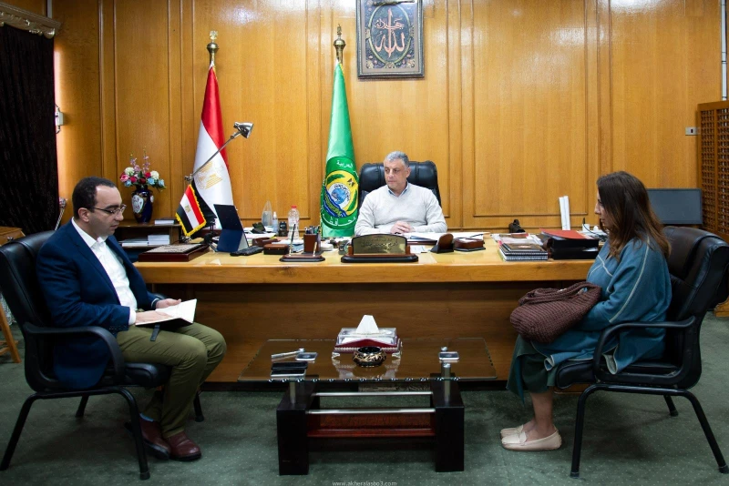 كتبت أمل عبد الرحيم استقبل اللواء طيار أ.ح أكرم محمد جلال محافظ الإسماعيلية، صباح اليوم الإثنين، هالة جلال رئيس مهرجان الإسماعيلية الدولي للأفلام