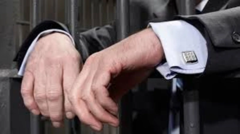 ضبط صاحب شركة لاستيلائه على أموال راغبي السفر للخارج نجحت أجهزة الأمن فى ضبط شخصين بالجيزة، لاتهامهما بالنصب والاحتيال على المواطنين، والاستيلاء على