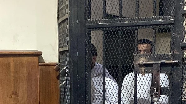 لحضور الطبيب الشرعي.. تأجيل محاكمة المتهم بقتل قهوجي أسوان فى مصر الجديدة قررت محكمة جنايات القاهرة المنعقدة بمجمع محاكم العباسية، منذ قليل، تأجيل