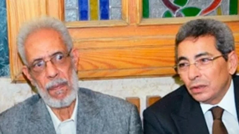 كان بيرمش بعينيه بس.. لحظات مؤلمة سطرت نهاية نبيل الحلفاوي تصدر اسم الإعلامي محمود سعد تريند مواقع التواصل الاجتماعي، عقب حديثه عن اللحظات الأخيرة في حياة الفنان الراحل نبيل الحلفا