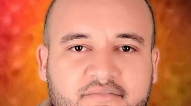 مأساة على طريق جرجا.. وفاة صيدلي وحماته في حادث مروع شهد الطريق الصحراوي الغربي ناحية مركز جرجا في جنوب محافظة سوهاج، حادثا مأساويا، حيث توفي دكتور